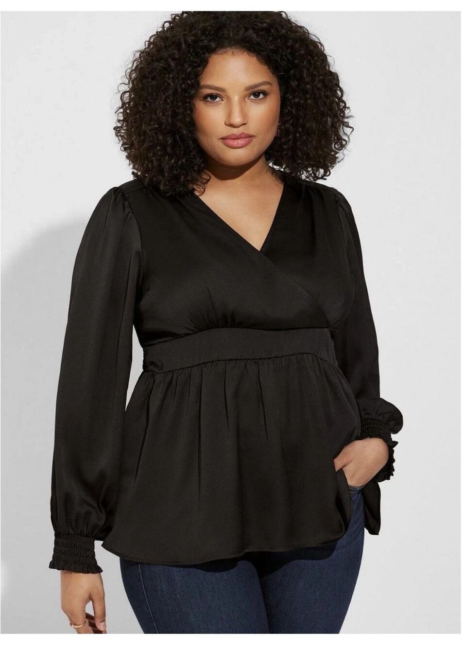Torrid Black Satin Surplice Tie Cut Out Back Long Sleeve Blouse Size 2 2x BZ